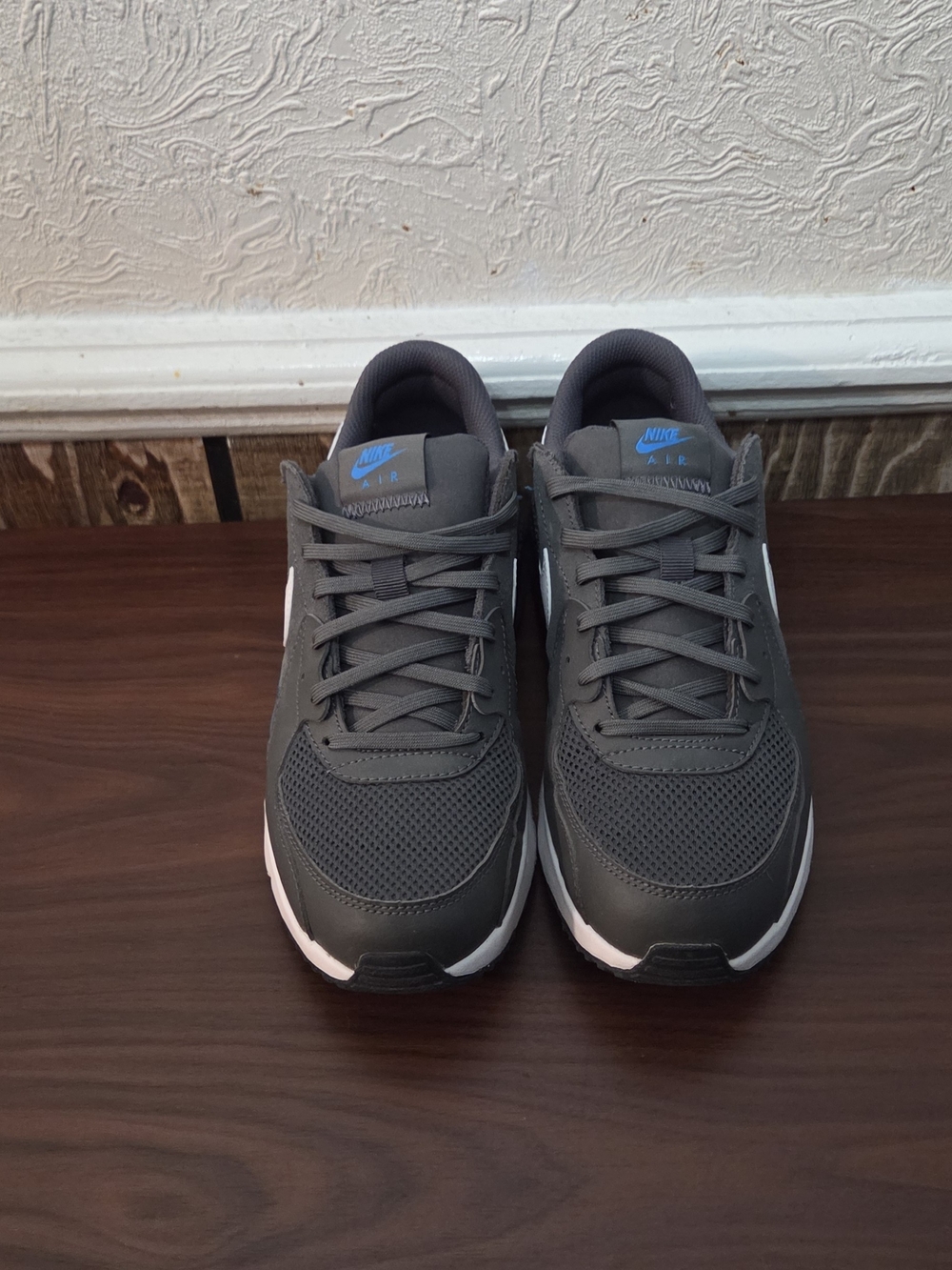 Nike Men’s Air Max Excee Gray and Blue Low-Top Sneakers